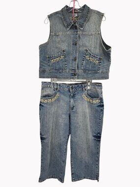 La Blues Womens XL 16 Denim Vest & Capri Set With Embroidered Details